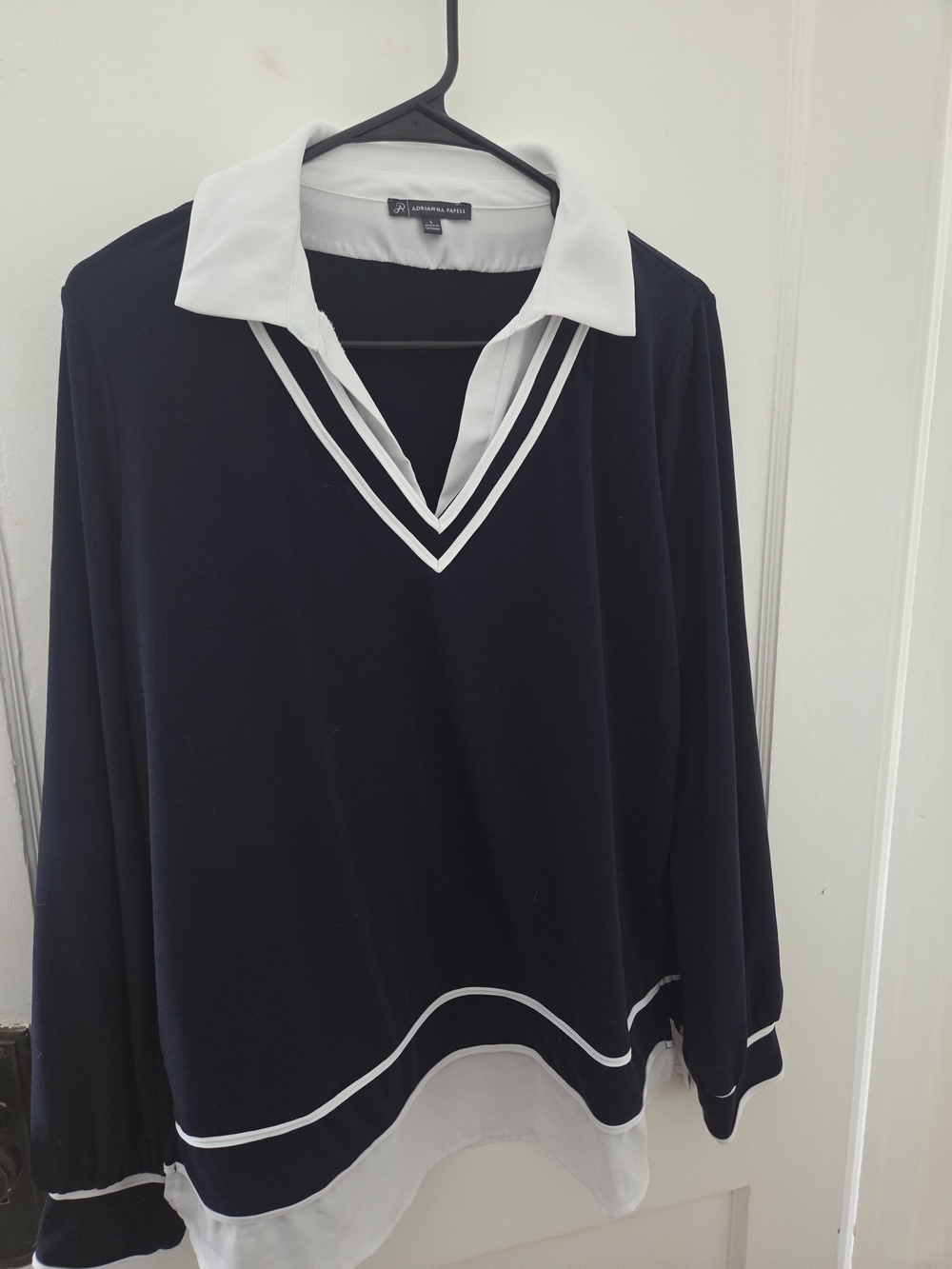 Adrianna Papell Navy and White V-Neck Pullover with Collared Trim